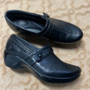 Leather‎ Ariat shoes